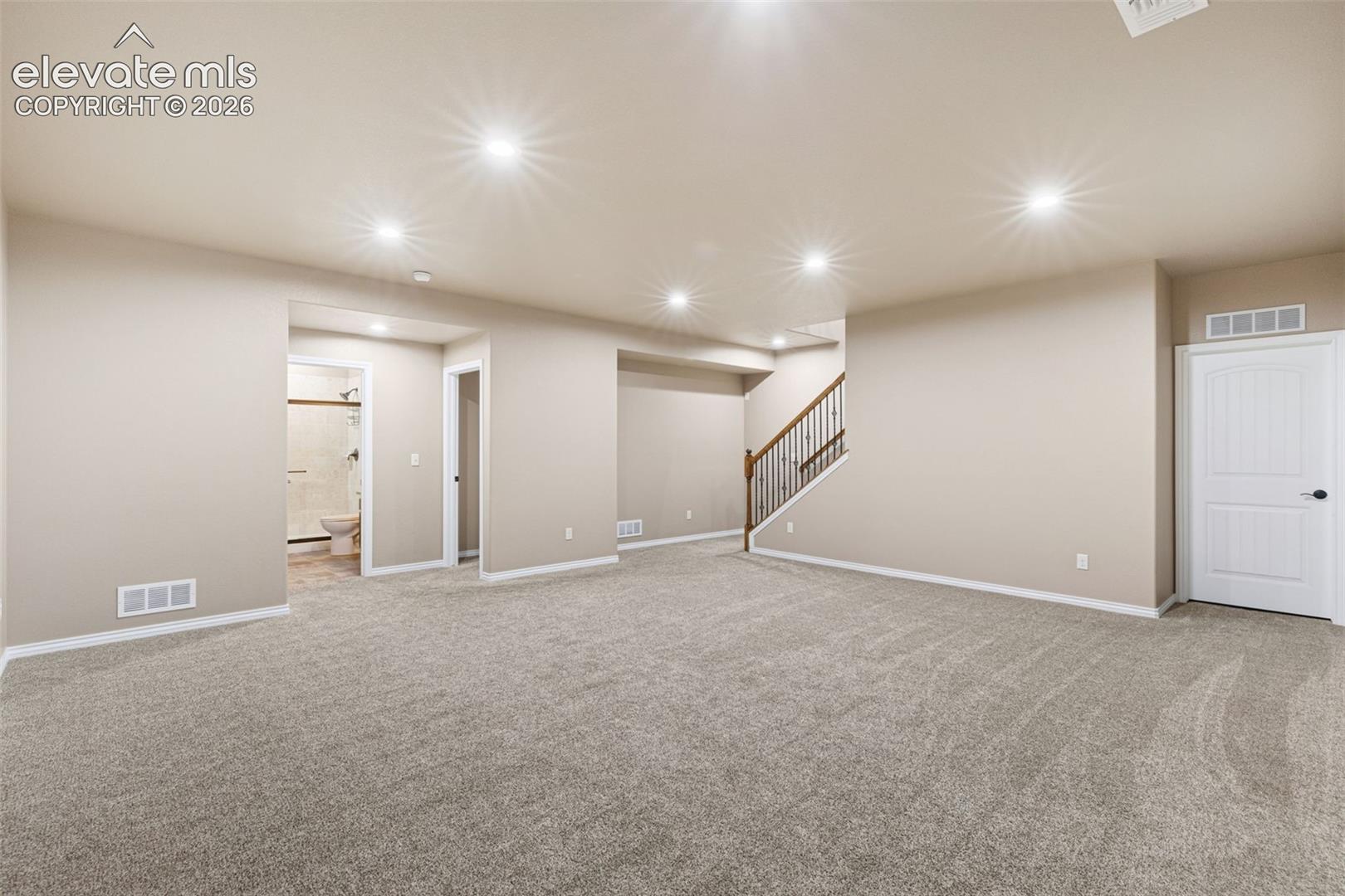 5346 Gem Lake Court