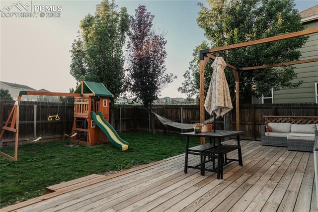 6867 Silverwind Circle