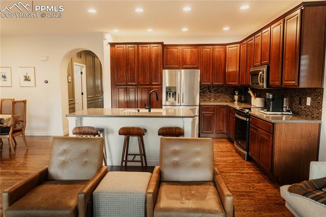 6867 Silverwind Circle