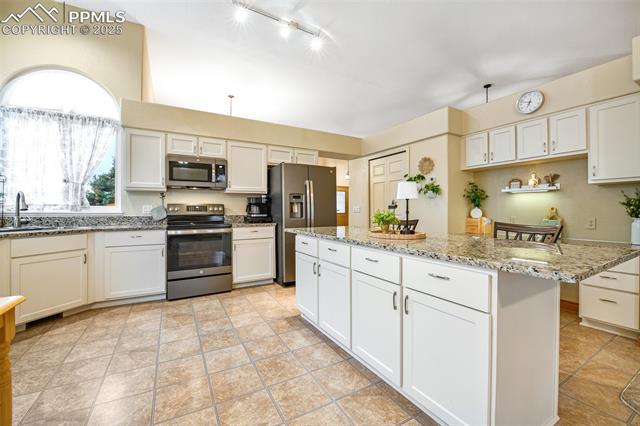 830 Lilacglen Court