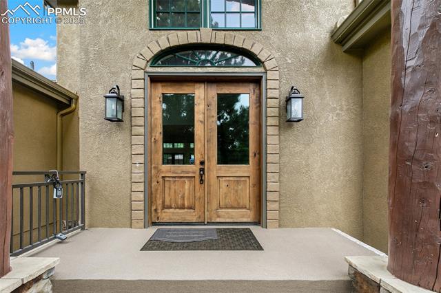 571 Silver Oak Grove