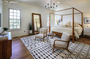 571 Silver Oak Grove