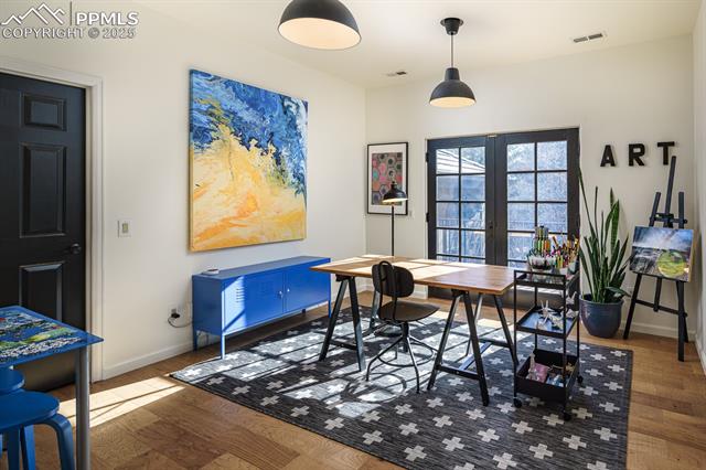 571 Silver Oak Grove