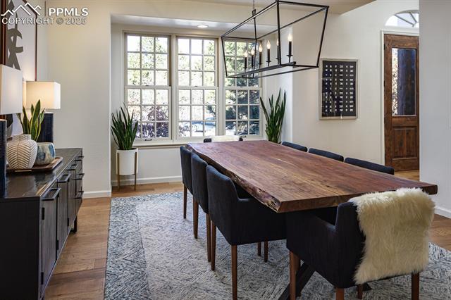 571 Silver Oak Grove