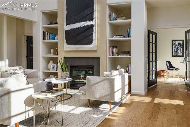 571 Silver Oak Grove