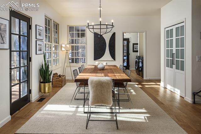 571 Silver Oak Grove