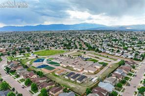 6942 Red Sand Grove