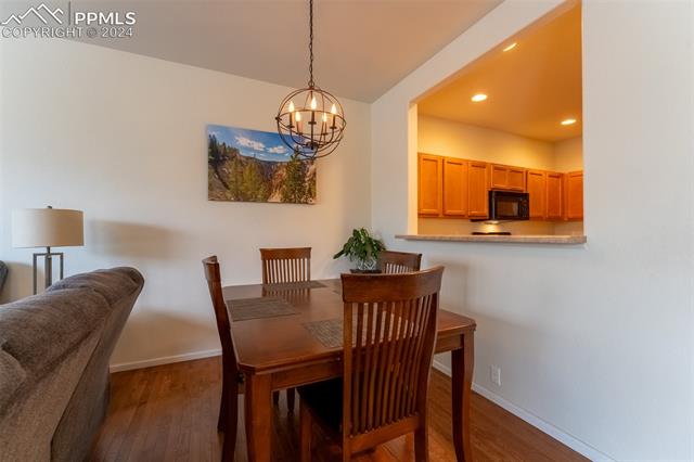 6942 Red Sand Grove