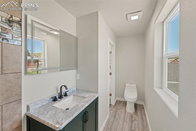 219 W Bennett Avenue