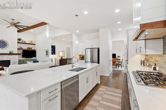 968 Tree Bark Terrace