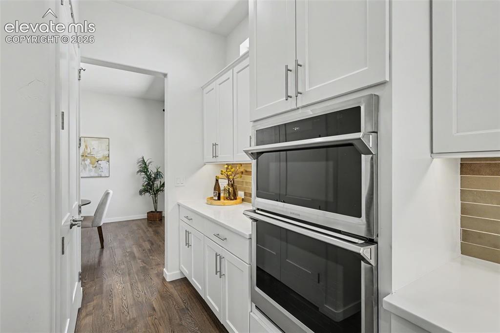 968 Tree Bark Terrace
