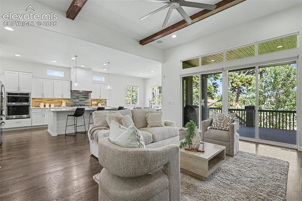968 Tree Bark Terrace