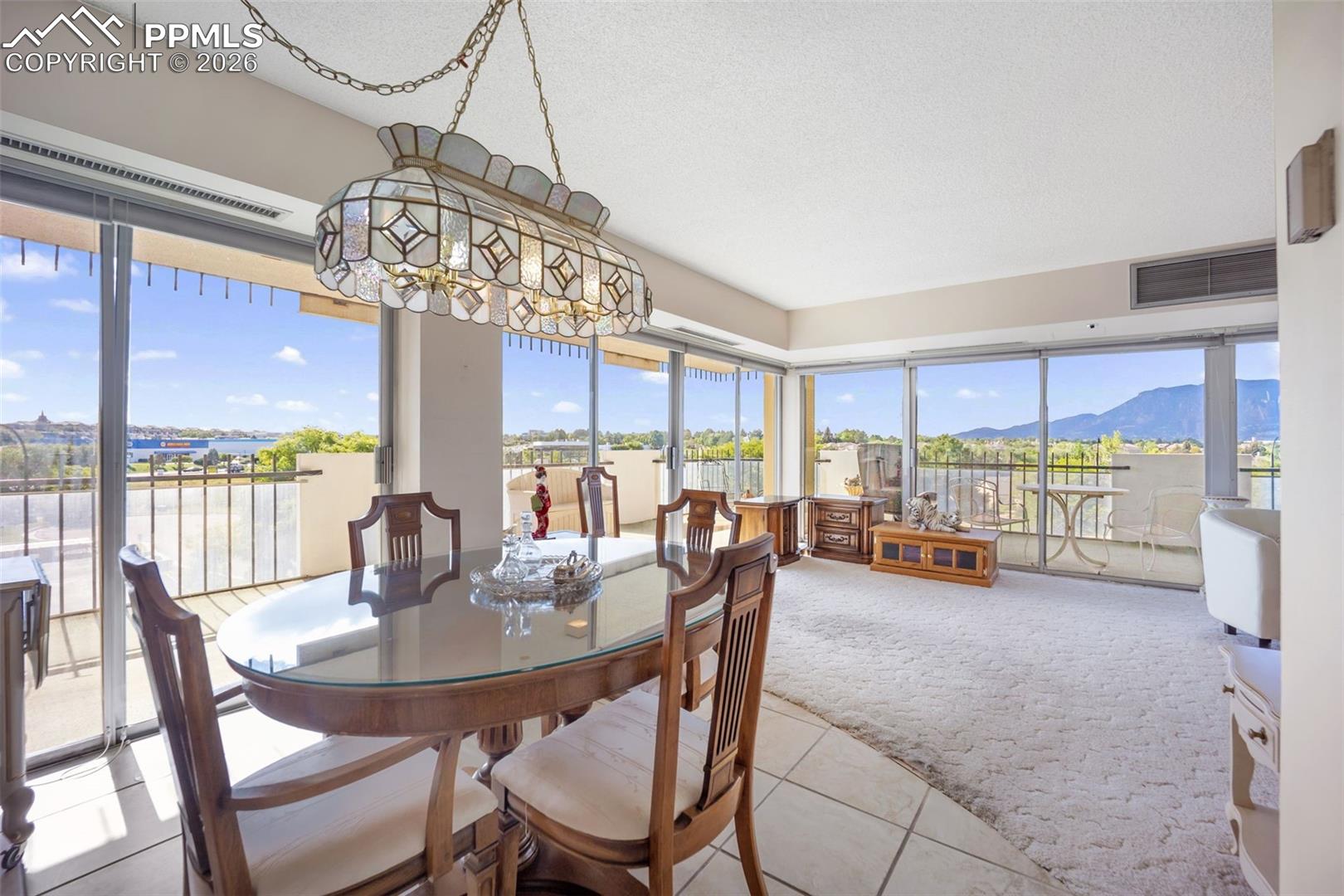 411 Lakewood Circle Unit: B533