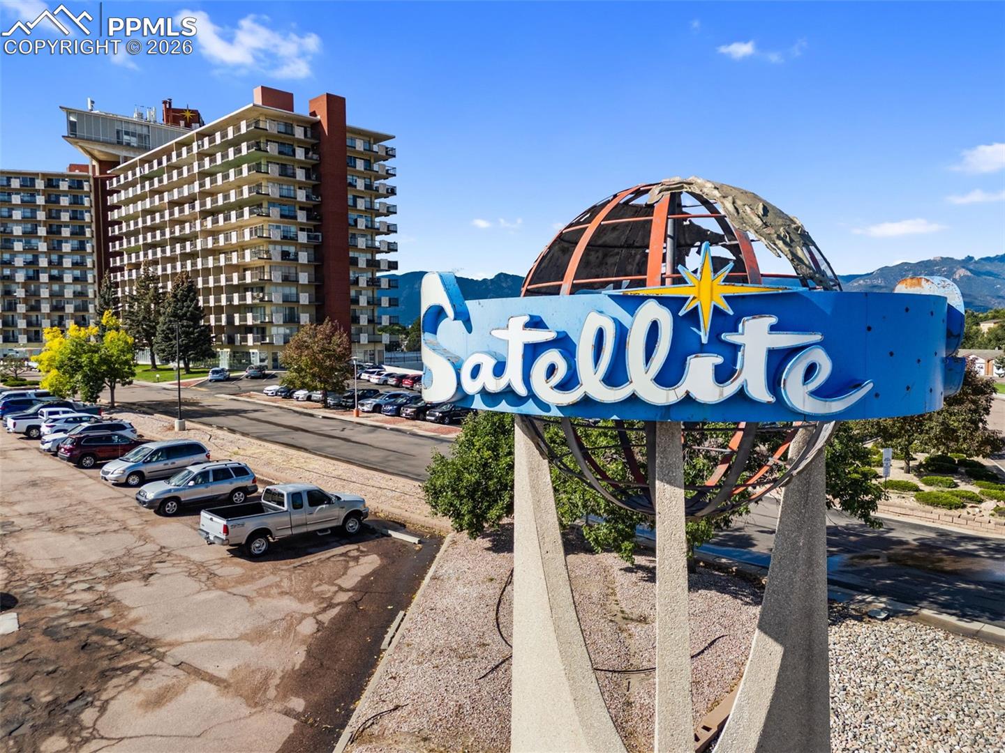 411 Lakewood Circle Unit: B533