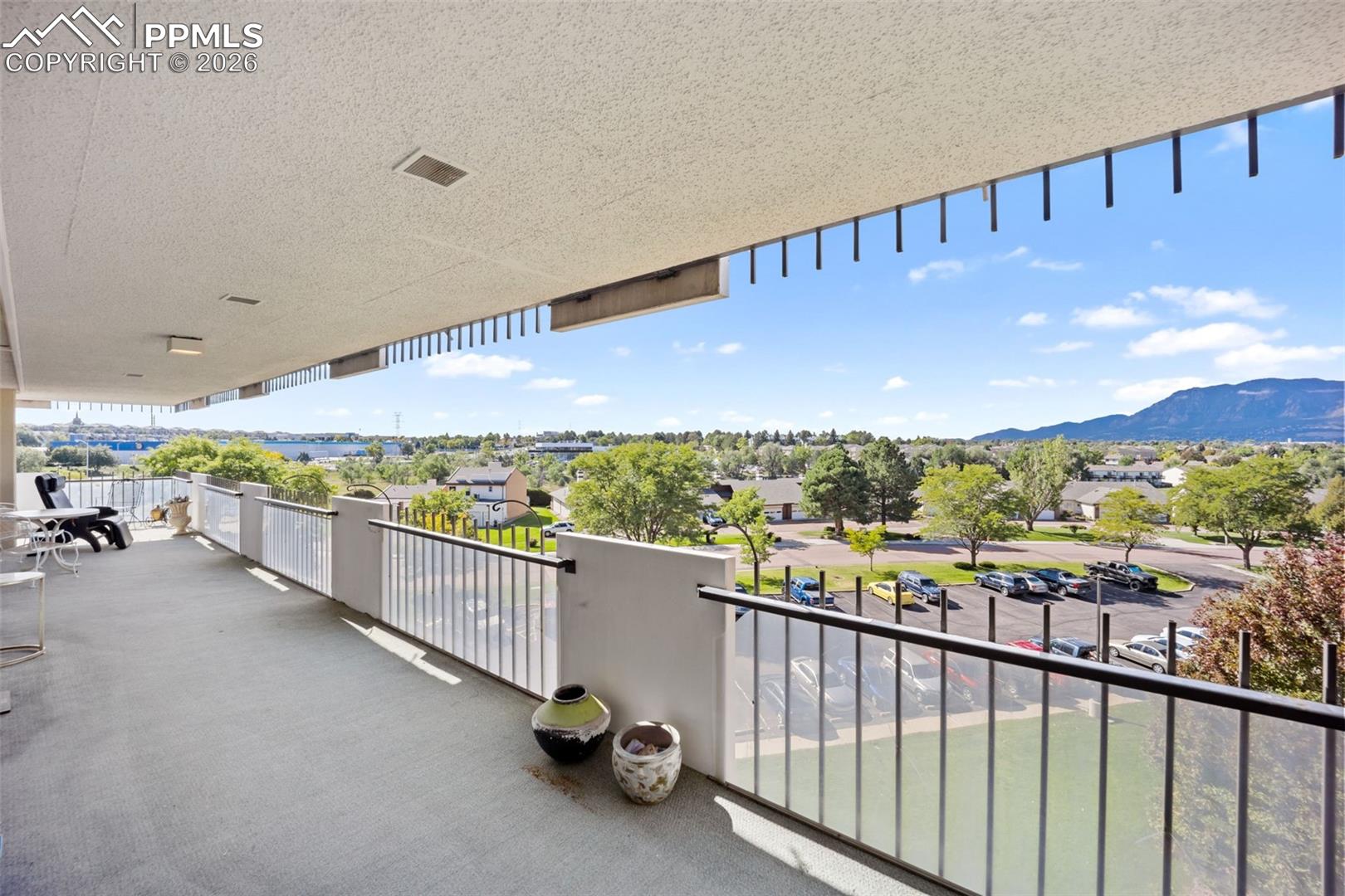411 Lakewood Circle Unit: B533