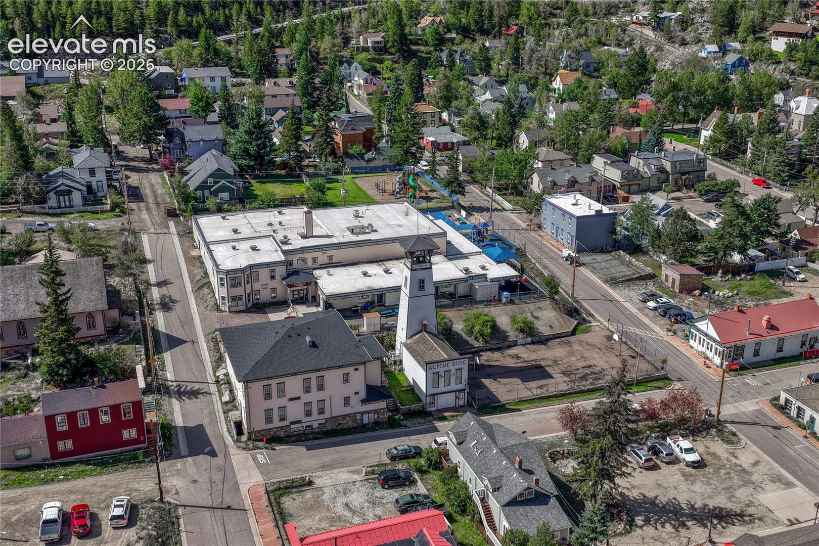 1114 Griffith Street