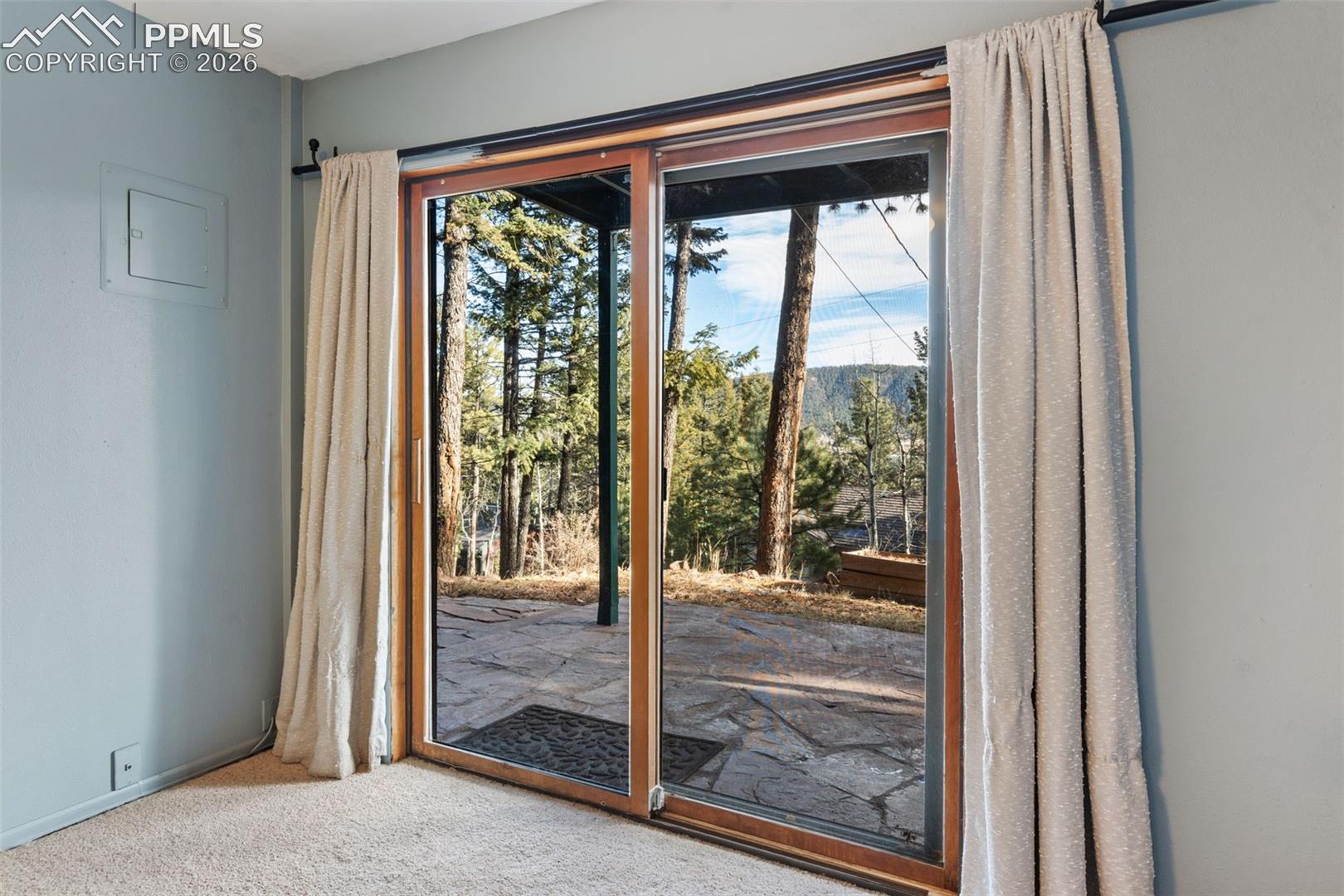 464 Evergreen Court