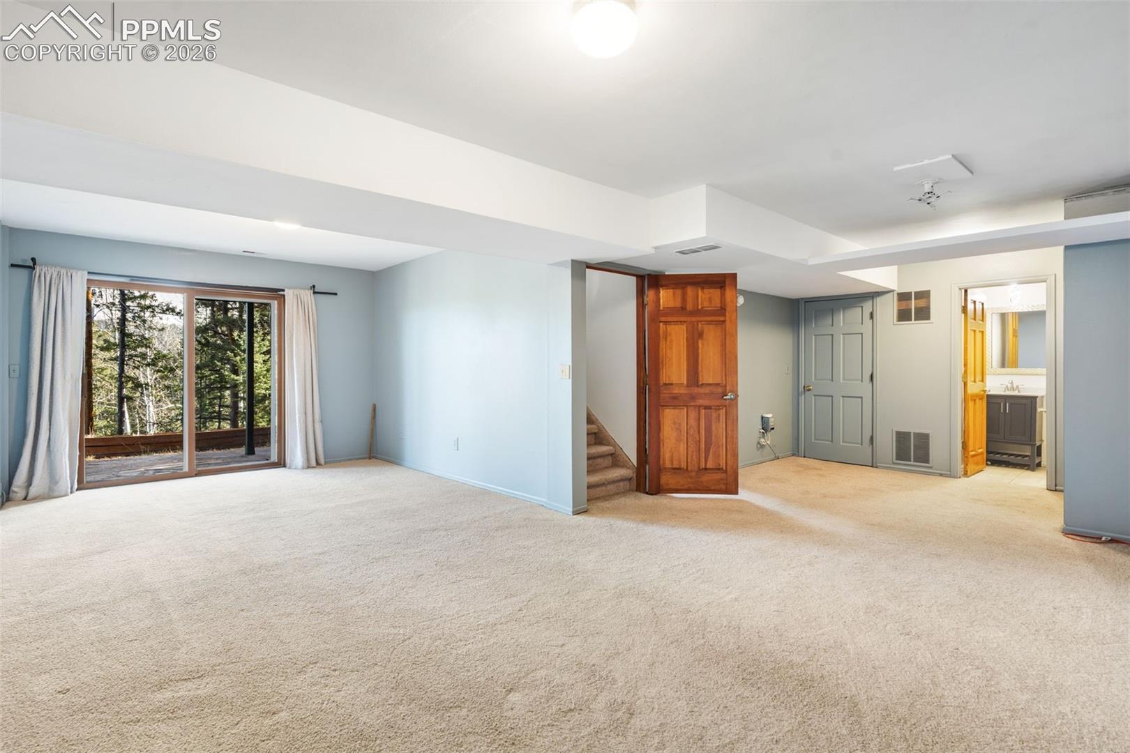 464 Evergreen Court