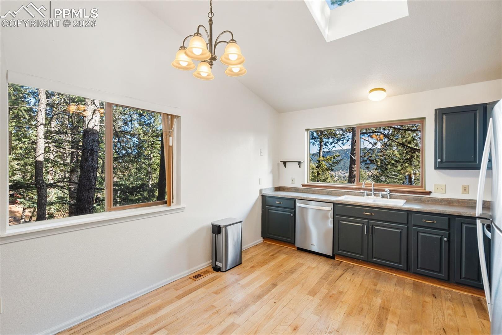 464 Evergreen Court