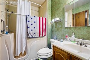 3850 Rosemere Street