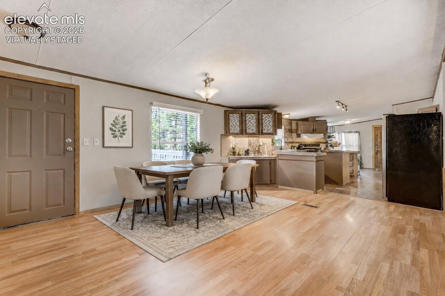784 Blossom Road