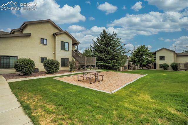 2195 Alicia Point 102