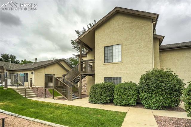 2195 Alicia Point 102