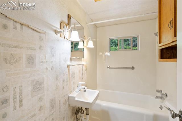 1312 N Arcadia Street