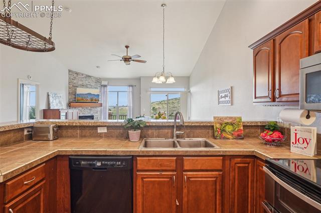 4551 Scarlet Drive