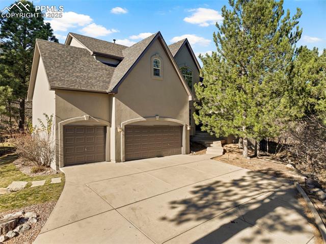235 Balmoral Way