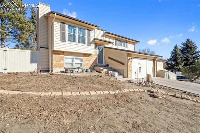 5438 Alteza Drive