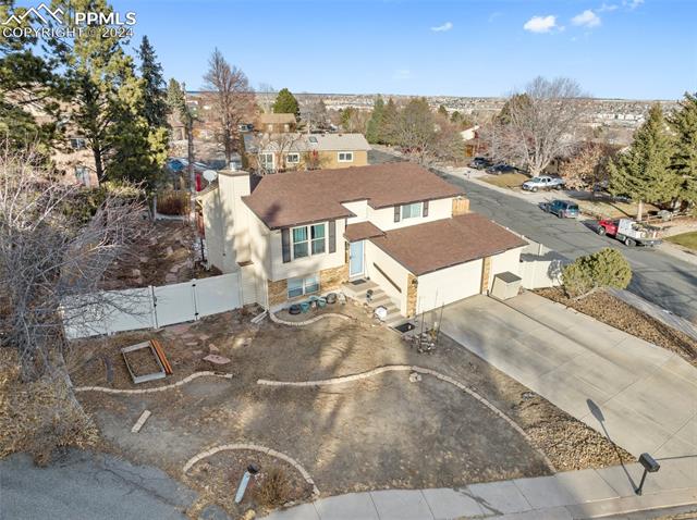 5438 Alteza Drive