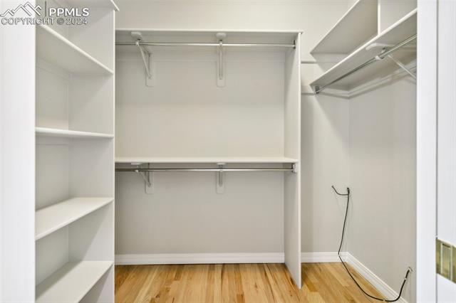 2605 Twin Harbor Heights