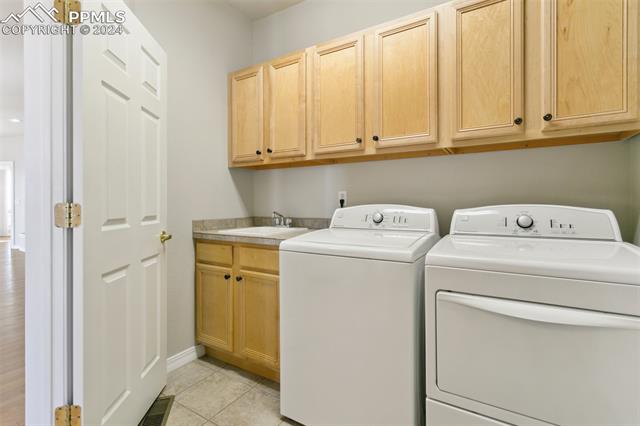 2605 Twin Harbor Heights