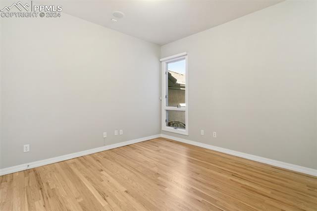 2605 Twin Harbor Heights