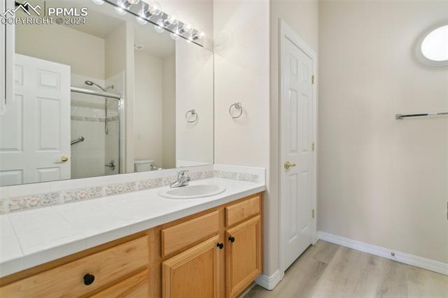 2605 Twin Harbor Heights