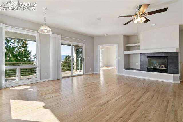 2605 Twin Harbor Heights