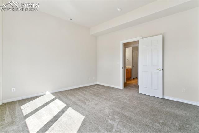 2605 Twin Harbor Heights