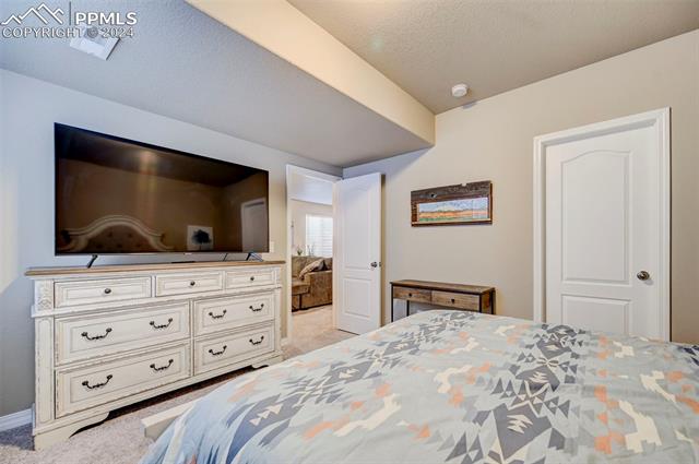 9944 Devoncove Drive