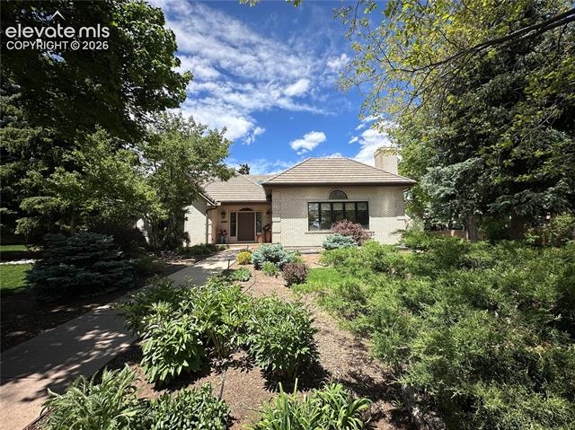 52 Broadmoor Avenue