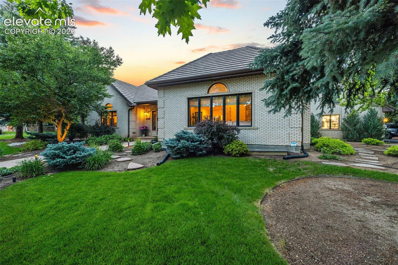 52 Broadmoor Avenue