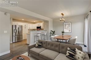 5518 Sunshade Point