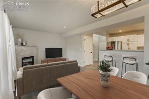 5518 Sunshade Point