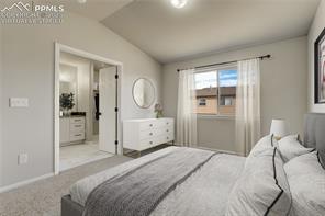 5518 Sunshade Point