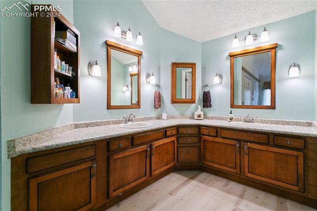 8255 Timothy Court