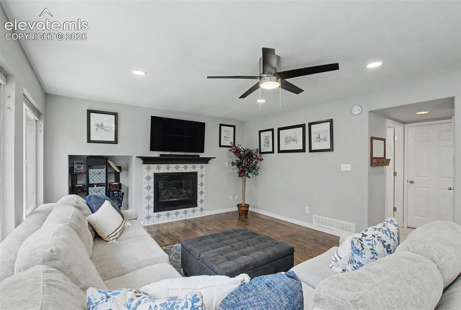 885 Marlstone Place