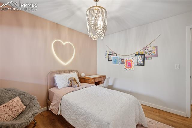 517 Crystal Hills Boulevard