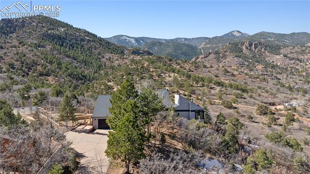 517 Crystal Hills Boulevard