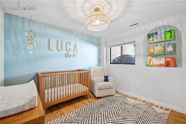 517 Crystal Hills Boulevard