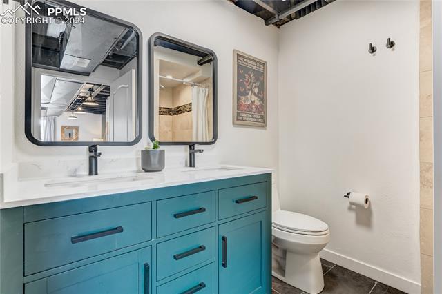 537 Rolling Hills Drive